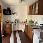 Obzor, Orkinos Apartament