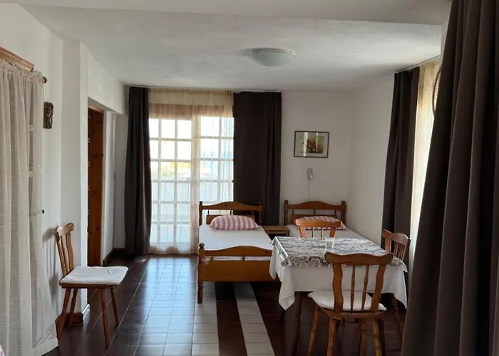 Apartment Obzor, Orkinos *